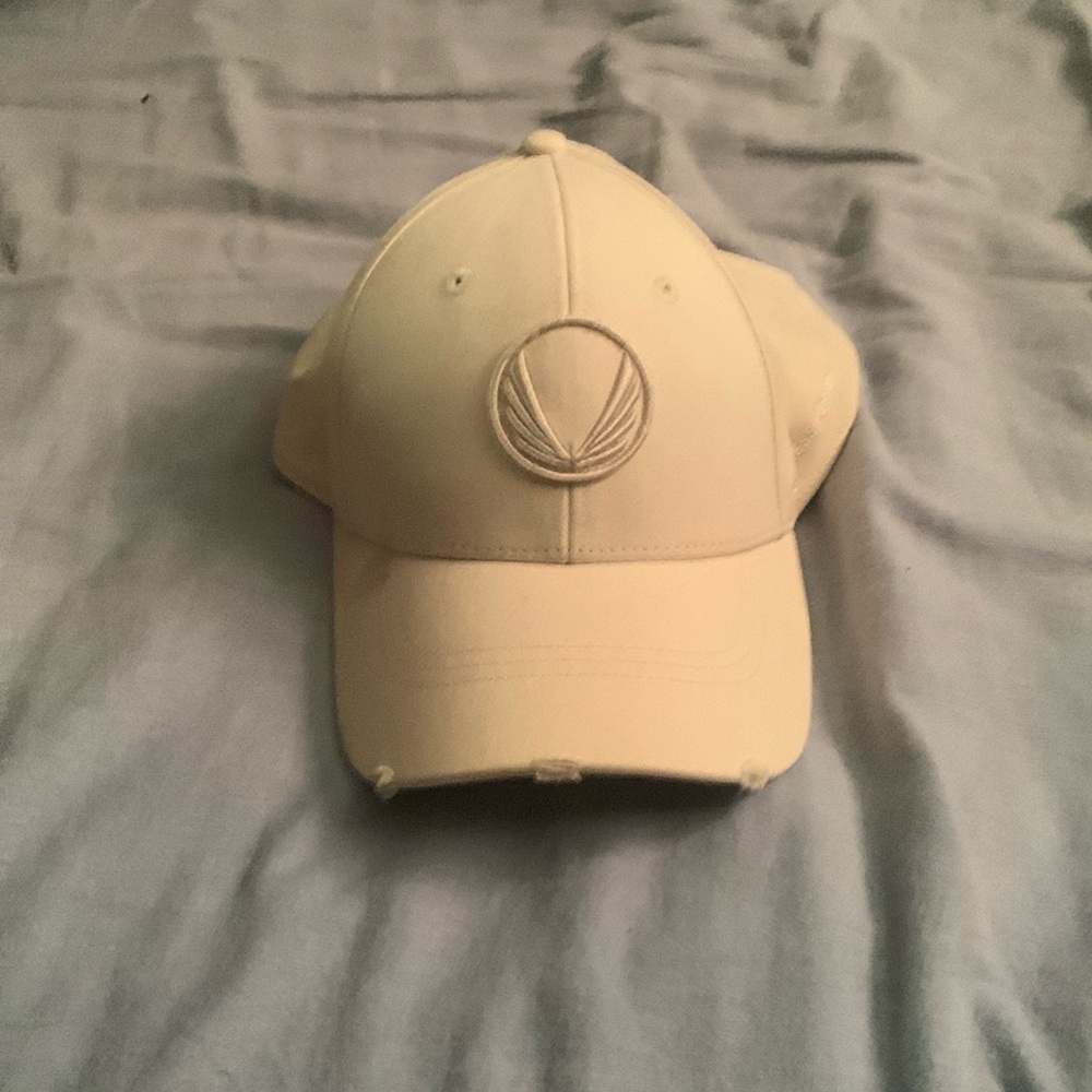 ASRV CREAM HAT